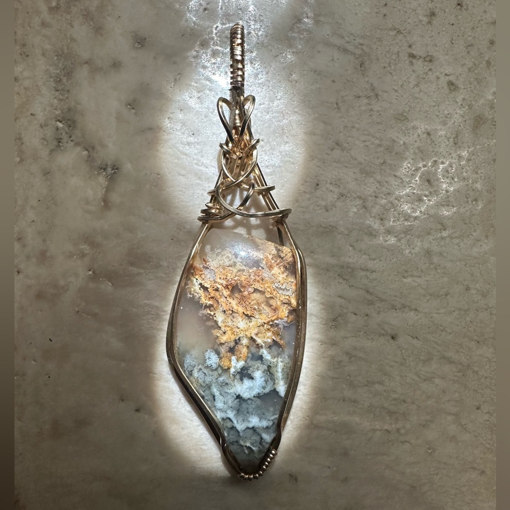 14k gold filled Plume Agate Healing Stone Necklace Pendant - Picture 1 of 10